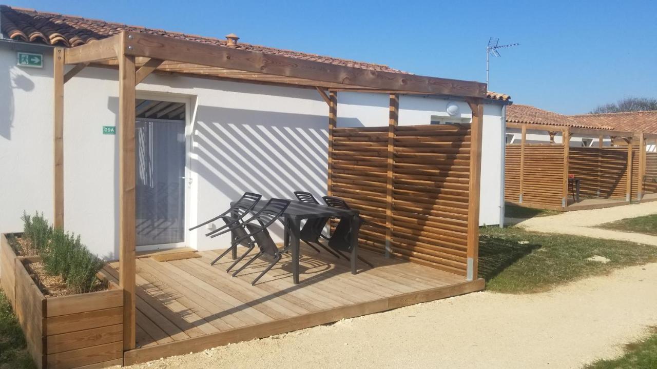 Village Club Le Phare Saint-Clément-des-Baleines Екстериор снимка